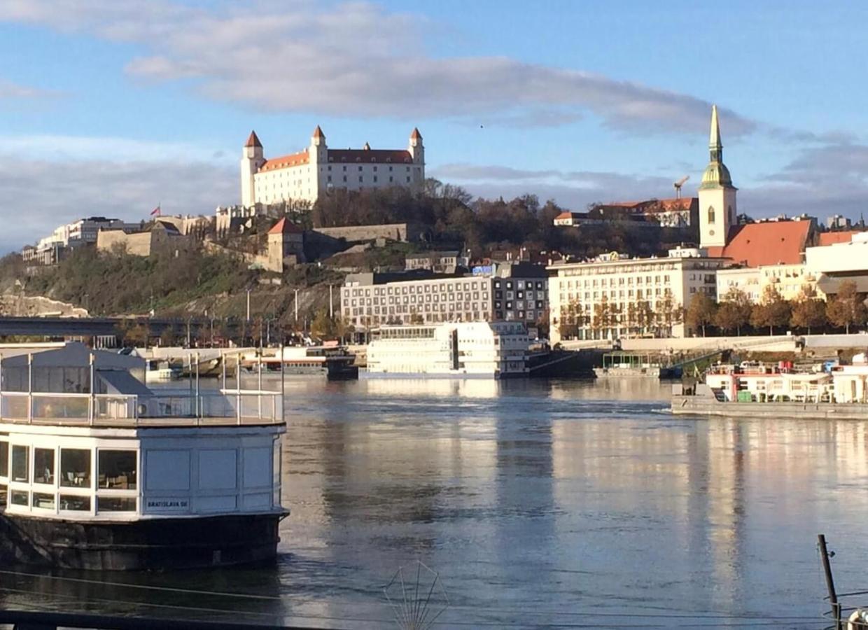Nice Flat Under The Castle Bratislava Luaran gambar